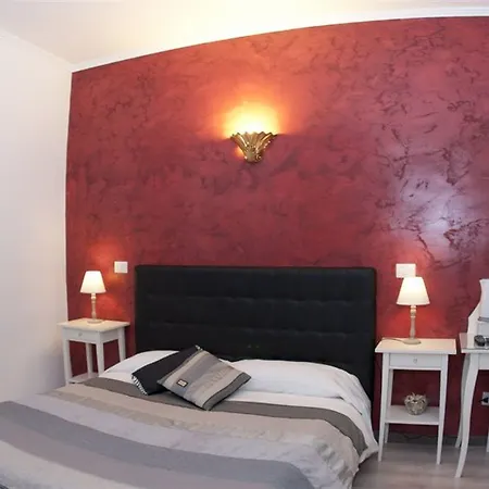 De\u2019 Fiori Bed & Breakfast 2*