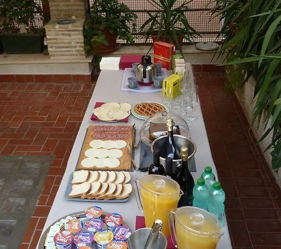 De' Fiori Oda ve Kahvaltı 2*